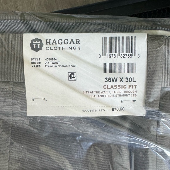 NEW Men's Haggar Premium No Iron Khaki Classic Fit Pants - Picture 6 of 6